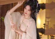 Redesigning the Cheongsam Suit:A Belly-Covering Revolution in Traditional Elegance
