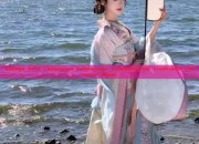 Vintage Girls Cheongsam Summerwear Embracing the Traditional Charm of Qipao