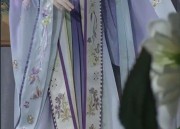Elegance in Traditional Chinese Beauty:The Jade-Infused Cheongsam