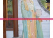 Original Hanfu in Dreams:A Journey Through Traditional Chinese Elegance