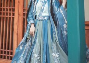 The Enchantment of Pink Cheongsam Headdresses