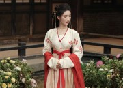 Childrens Traditional Chinese Dress:The Splendid Flower-Decorated Hanfu