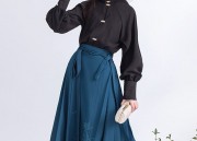 The White Ming-Style Hanfu Horseface Skirt:A Symbol of Traditional Elegance