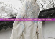 The Allure of Hanfu Fringes:A Study of Traditional Chinese Bead Tassel Decorations