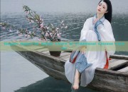 Elegant Qipao:The Subtle Charm of Traditional Chinese Fashion