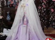New Chinese Style:The Elegance of the Two-Piece Horseface Skirt Ensemble