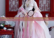 Embracing the Summer in a New Chinese-Style Cheongsam for Women