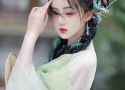 The Unique Charm of a Two-Piece Cheongsam with a Fake Two-Piece Design