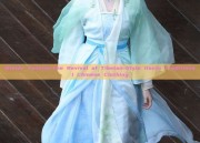 Winter Fashion:The Revival of Tibetan-Style Hanfu Traditional Chinese Clothing