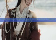Autumn and Winter Fashion:The Revival of Hanfu Skirts in Traditional Elegance