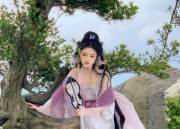 Green Cheongsam:A Summer Style Statement