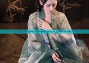 Celebratory Cheongsam Shawls:A Blend of Tradition and Elegance