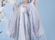 Childrens Cheongsam Skirts for Girls aged 3 to 5:A Fashionable and Cultural Choice