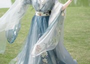 The Elegance of Long-Style Cheongsam as Formal Wear