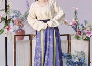 Red Cheongsam for Petite Figures:A Fashionable Journey