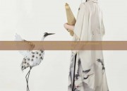 Styling Hair Accessories to Match the Traditional Ma Mian Skirt:A Guide