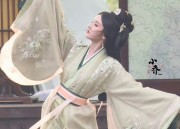 Winter Cheongsam:A Traditional Elegance in Cold Weather