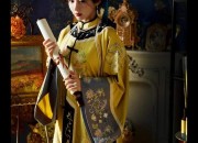 Mothers and Daughters in Traditional Harmony:The Allure of Girls Hanfu Family Match-Ups