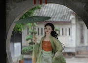 Winter and Autumn Hanfu Fashion for Junior High School Girls:A Closer Look