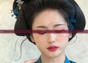 Embracing the Elegance of Cheongsam and High Heels:A Tale of Small Stature