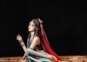The Enchanting Journey of a Dunhuang Flying Girl in Traditional Hanfu Attire