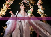 The Enchantment of Flower-Patterned Umbrellas and Cheongsam:A Cultural Journey