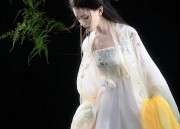 Chinese Cheongsam for Girls:A Look into the World of Pure Cotton Qunfashion