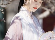 The Rise of Hanfu Fashion in a 14-Year-Old Junior High Students Life