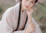 Lightweight Qiyao Hanfu Fashion for Summer