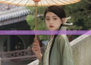 Petite Charm:Shirts and Horseface Skirts A Fashionable Fusion
