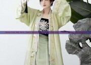 Three-Year-Old Girls Hanfu Shoes:A Guide to Traditional Chinese Childrens Footwear