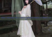 Winter Cheongsam with a Cape:A Traditional Elegance in Modern Times