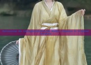 Reinventing the Cheongsam:Embracing Modern Elegance in Traditional Charm