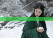 Reinventing Traditional Chinese Costume:The Evolution of Modernized Ancient-Style Tops