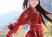 Emulating the Splendid Beauty of Horseface Skirt:The Art of Flower Pattern Makeup