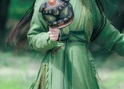 Lily of the Valley:The Enchantment of Hanfu Fashion in the Form of Perfumed Blossoms