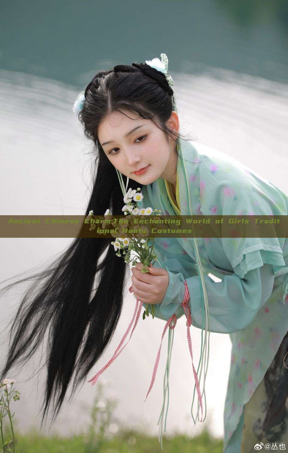 Ancient Chinese Charm:The Enchanting World of Girls Traditional Hanfu Costumes