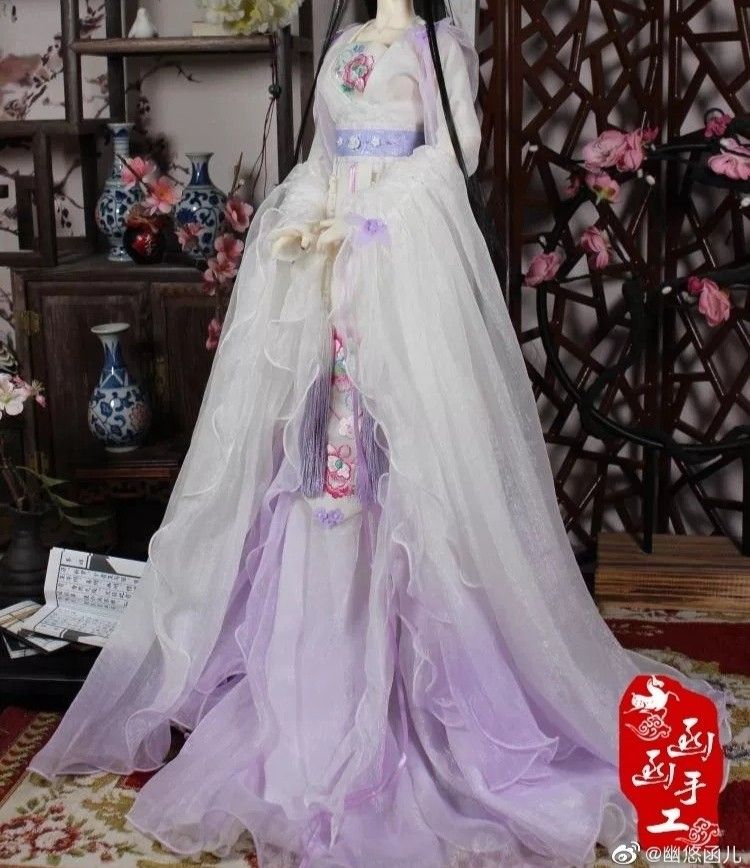 New Chinese Style:The Elegance of the Two-Piece Horseface Skirt Ensemble New Chinese Style:The Elegance of the Two-Piece Horseface Skirt Ensemble