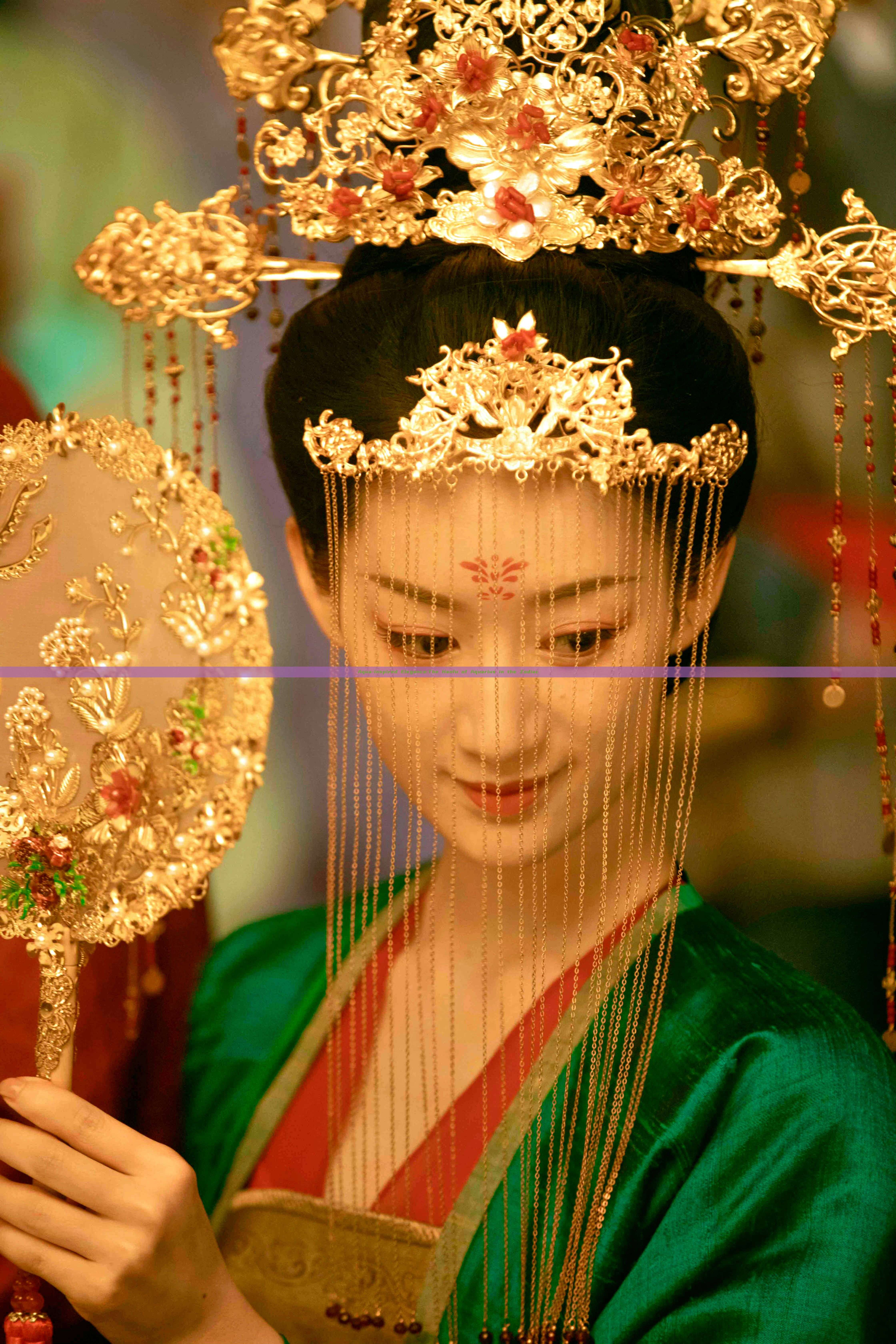 Aqua-inspired Elegance:The Hanfu of Aquarius in the Zodiac Aqua-inspired Elegance:The Hanfu of Aquarius in the Zodiac