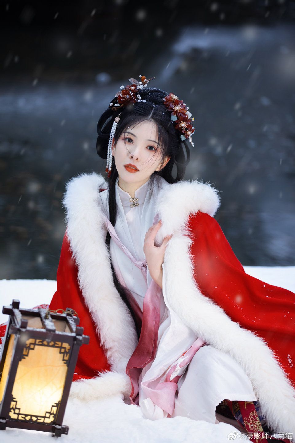 The Enchantment of Golden Cheongsam with Shawl The Enchantment of Golden Cheongsam with Shawl