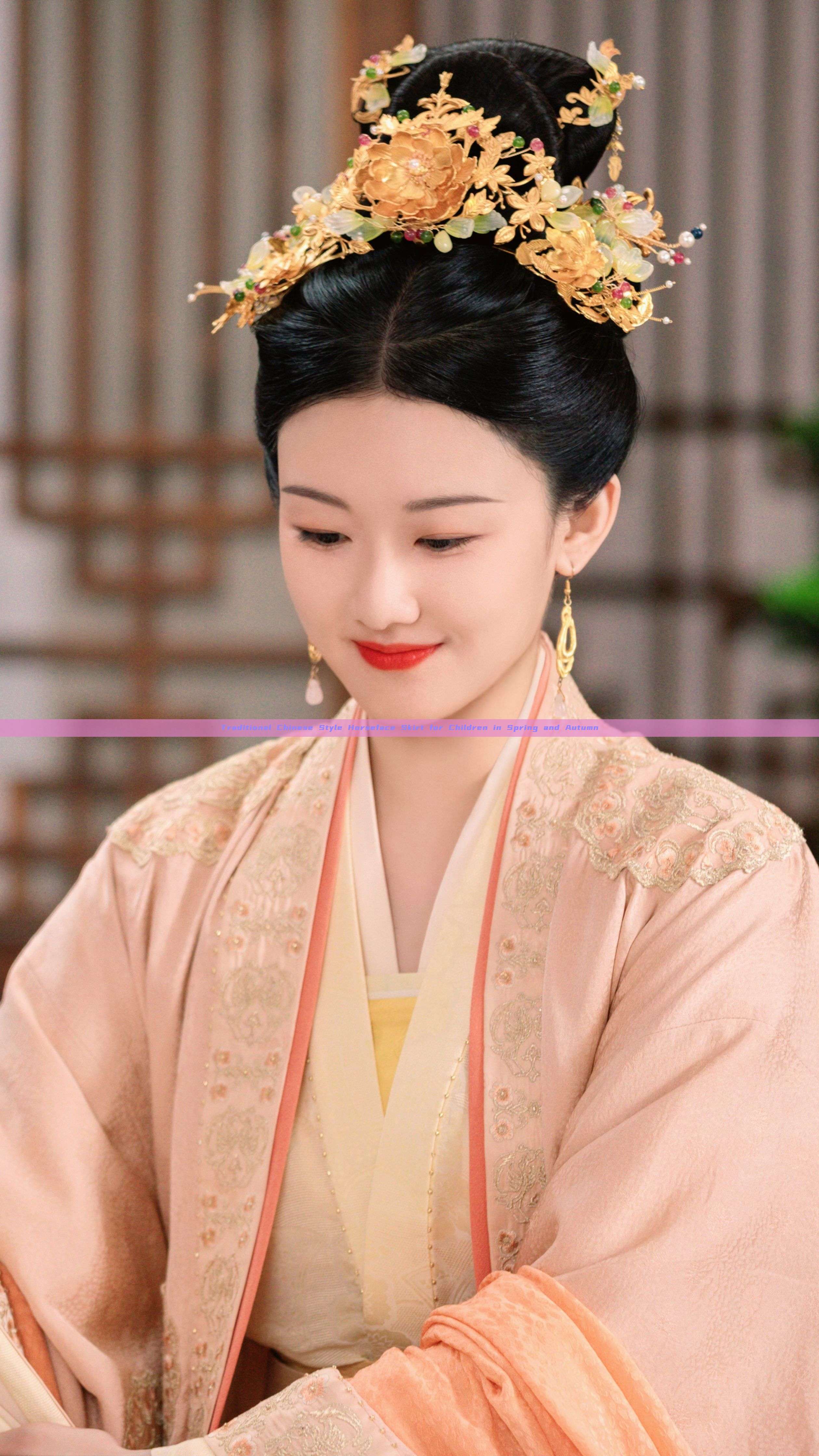 Traditional Chinese Style Horseface Skirt for Children in Spring and Autumn Traditional Chinese Style Horseface Skirt for Children in Spring and Autumn