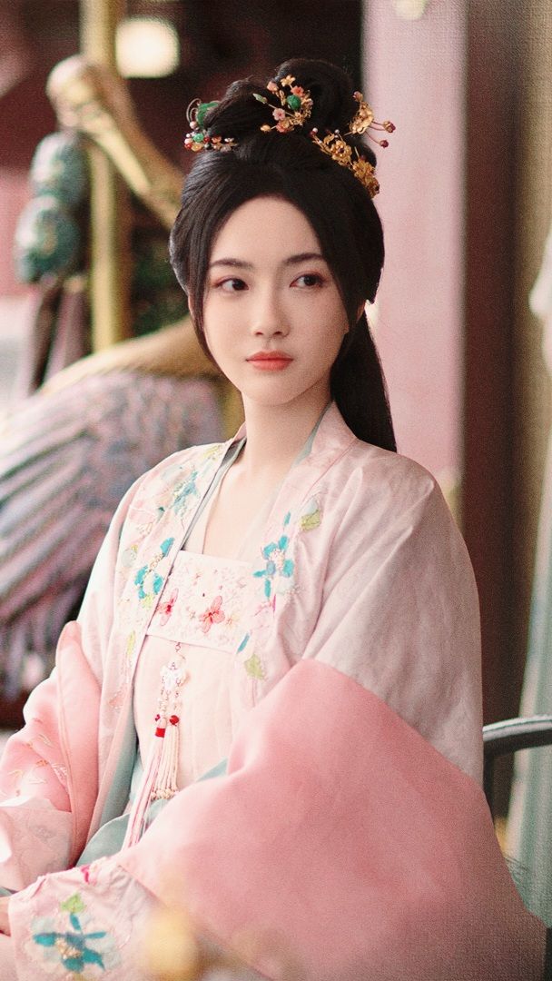 Baby in a Red Cheongsam:A Summer Tale Baby in a Red Cheongsam:A Summer Tale