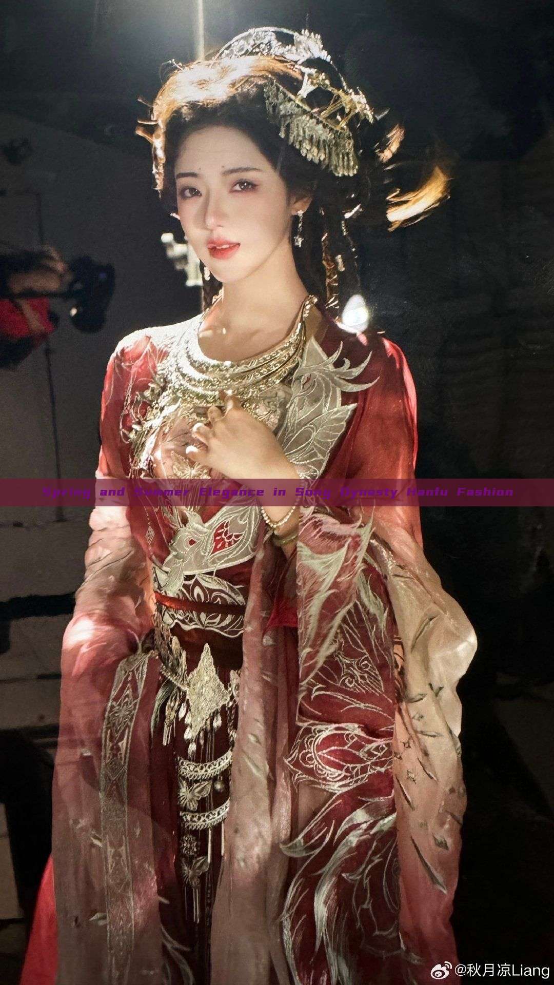 Spring and Summer Elegance in Song Dynasty Hanfu Fashion Spring and Summer Elegance in Song Dynasty Hanfu Fashion