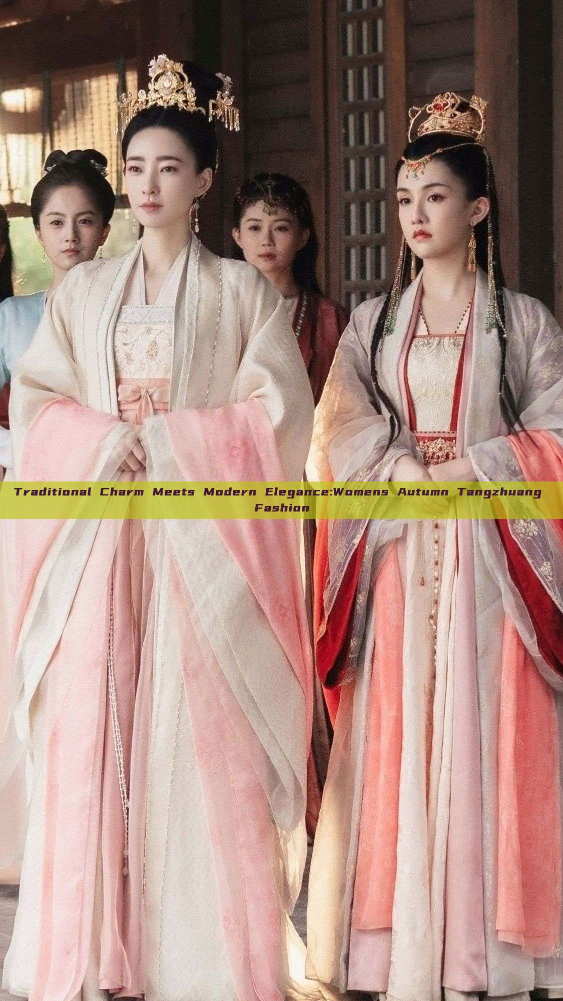Traditional Charm Meets Modern Elegance:Womens Autumn Tangzhuang Fashion Traditional Charm Meets Modern Elegance:Womens Autumn Tangzhuang Fashion