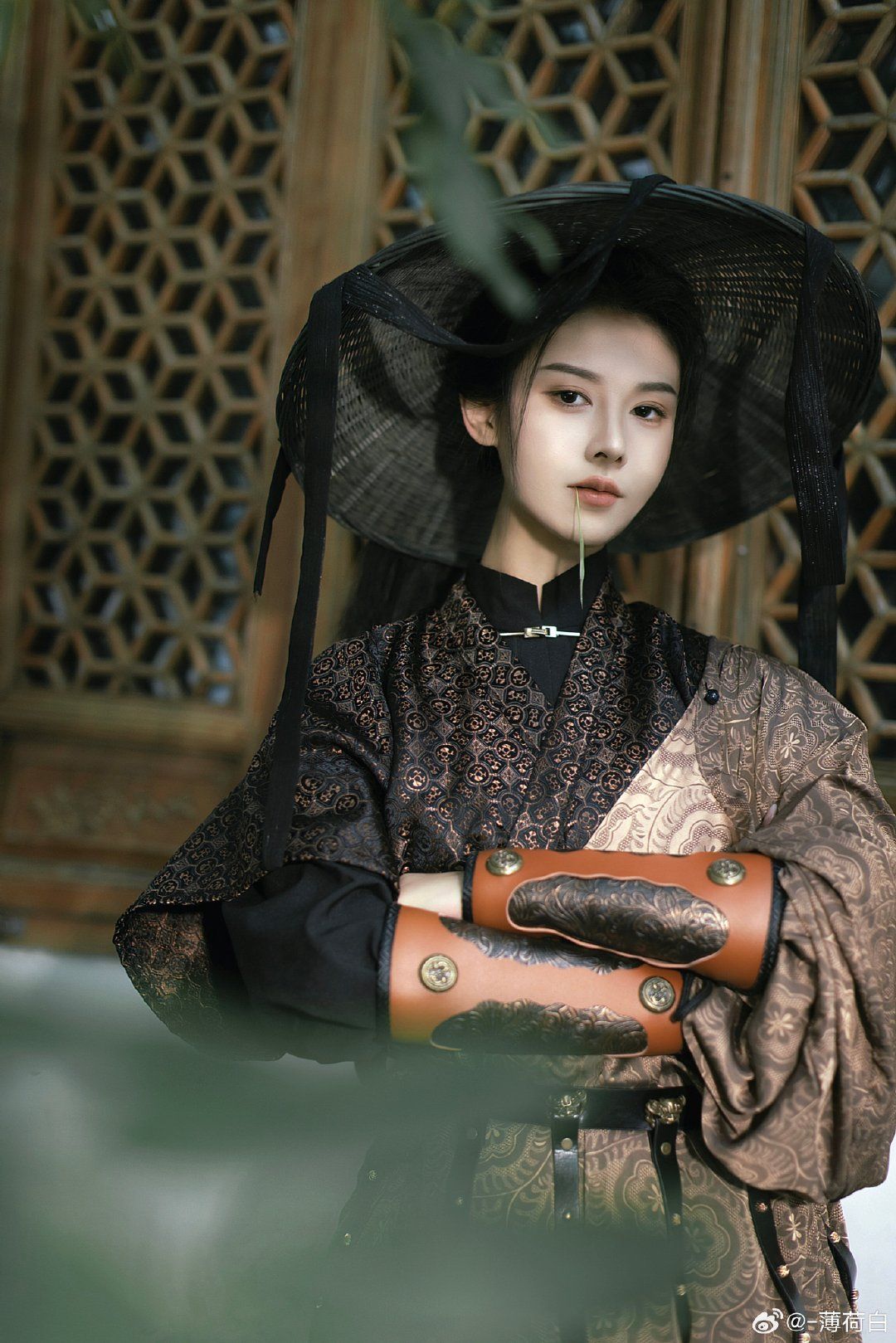 Embracing the New Retro:Black Qipao Skirt and Its Slimming Charm Embracing the New Retro:Black Qipao Skirt and Its Slimming Charm