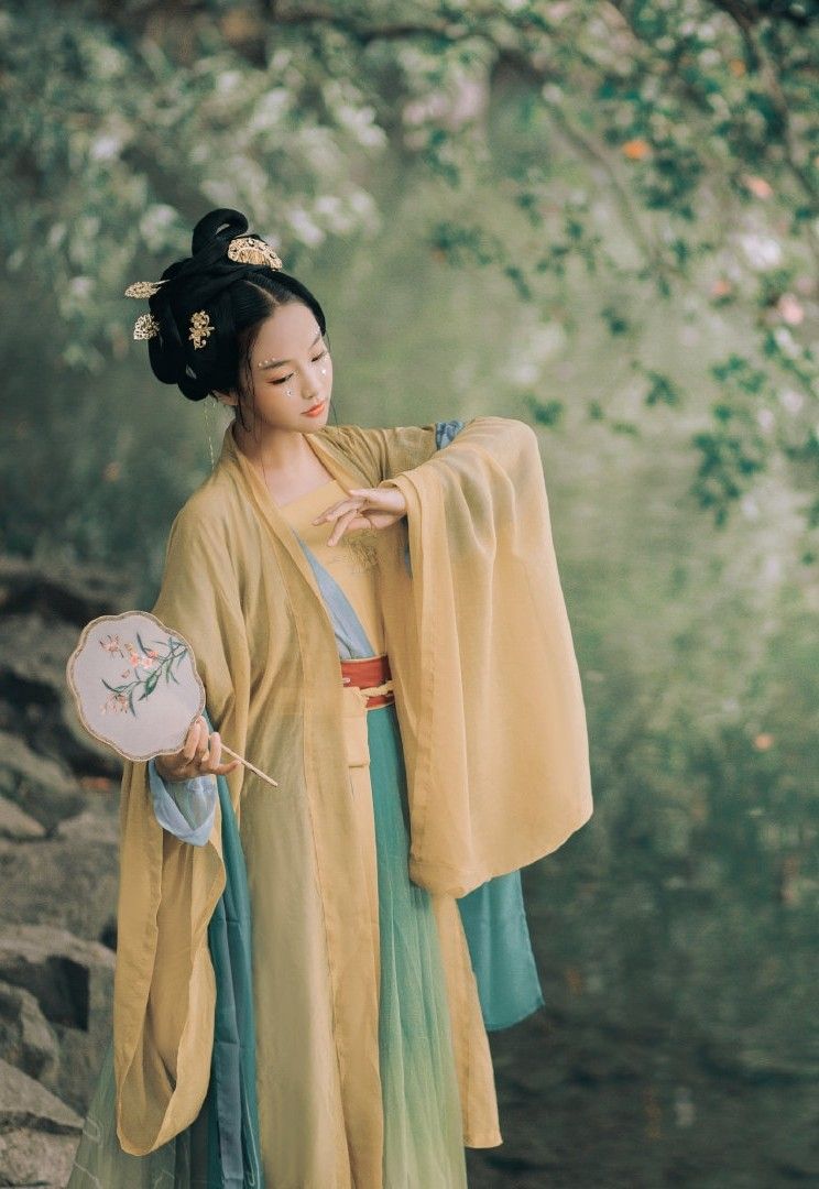 International Luxe Silk Dress Qipao:The Allure of Traditional Elegance International Luxe Silk Dress Qipao:The Allure of Traditional Elegance