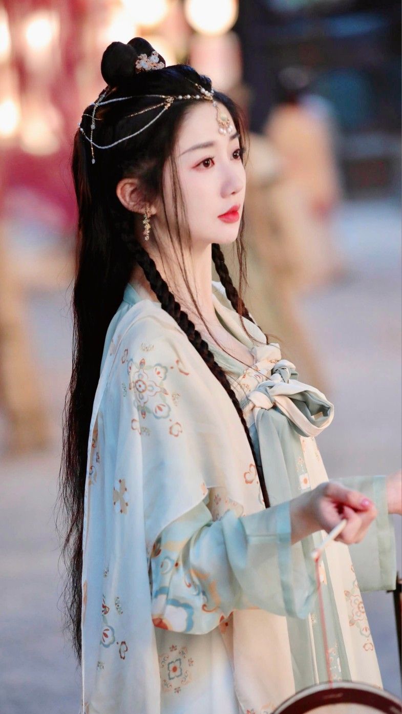 Hanfu-Inspired Bags:Embracing Traditional Elegance with High-Capacity Storage Hanfu-Inspired Bags:Embracing Traditional Elegance with High-Capacity Storage