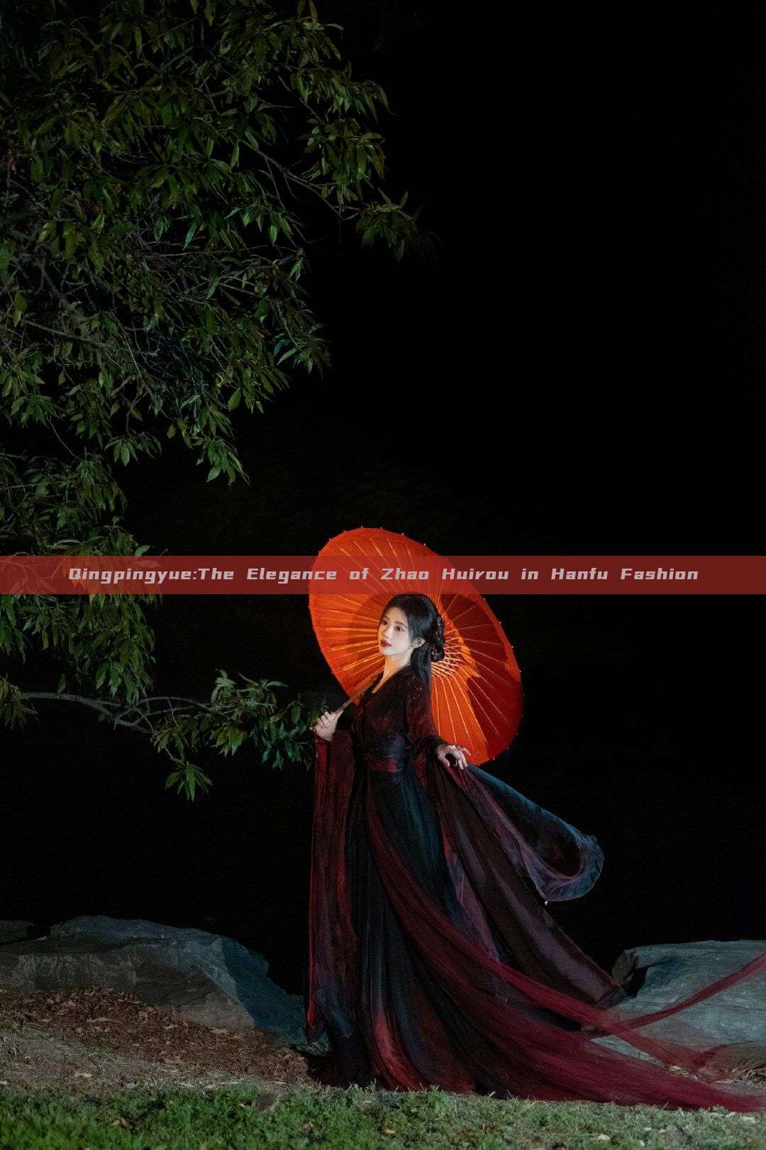 Qingpingyue:The Elegance of Zhao Huirou in Hanfu Fashion Qingpingyue:The Elegance of Zhao Huirou in Hanfu Fashion