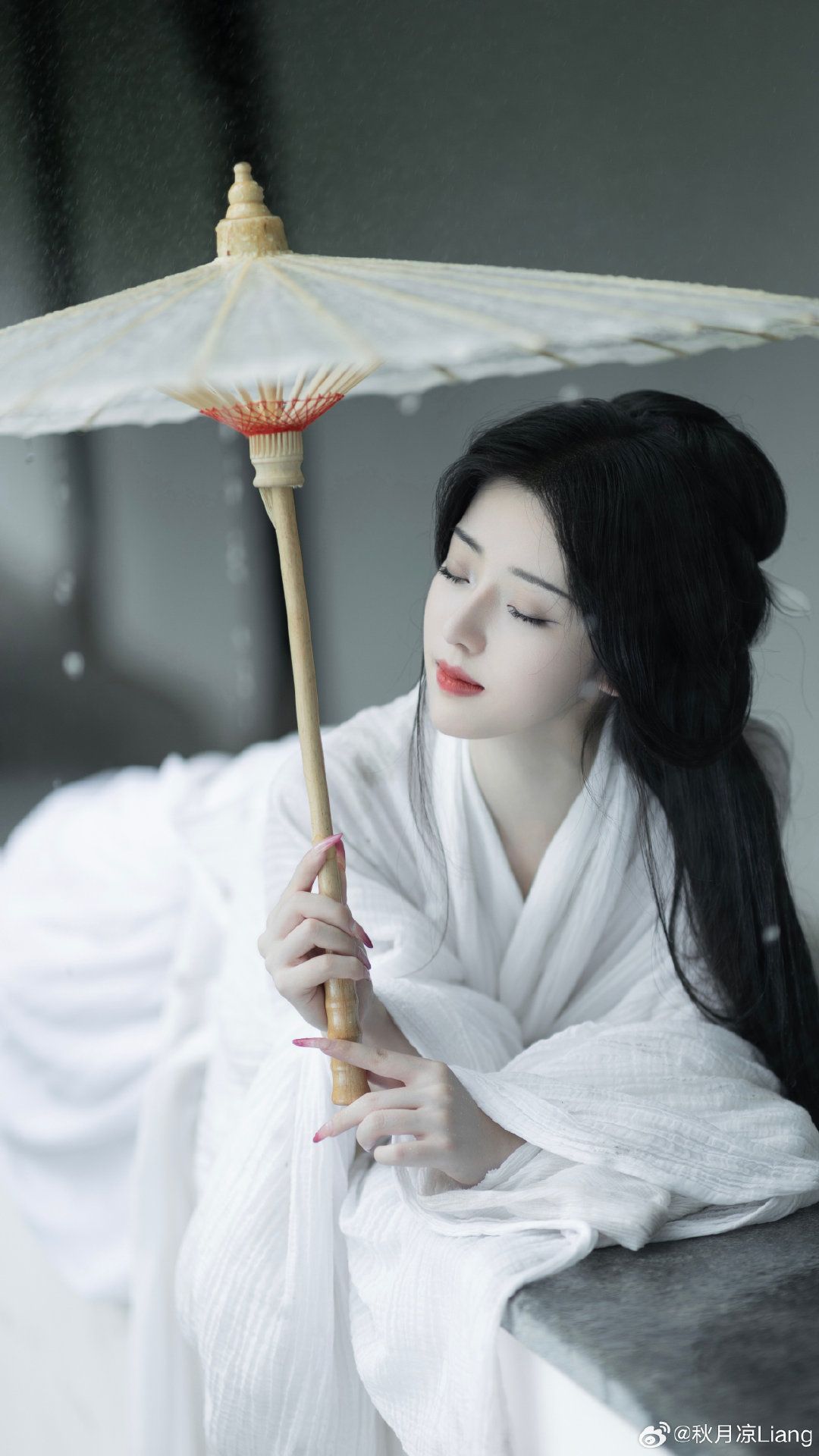 Embracing the Beauty of Hanfu:A Plus-Size Journey for the 150-Pound Sister Embracing the Beauty of Hanfu:A Plus-Size Journey for the 150-Pound Sister