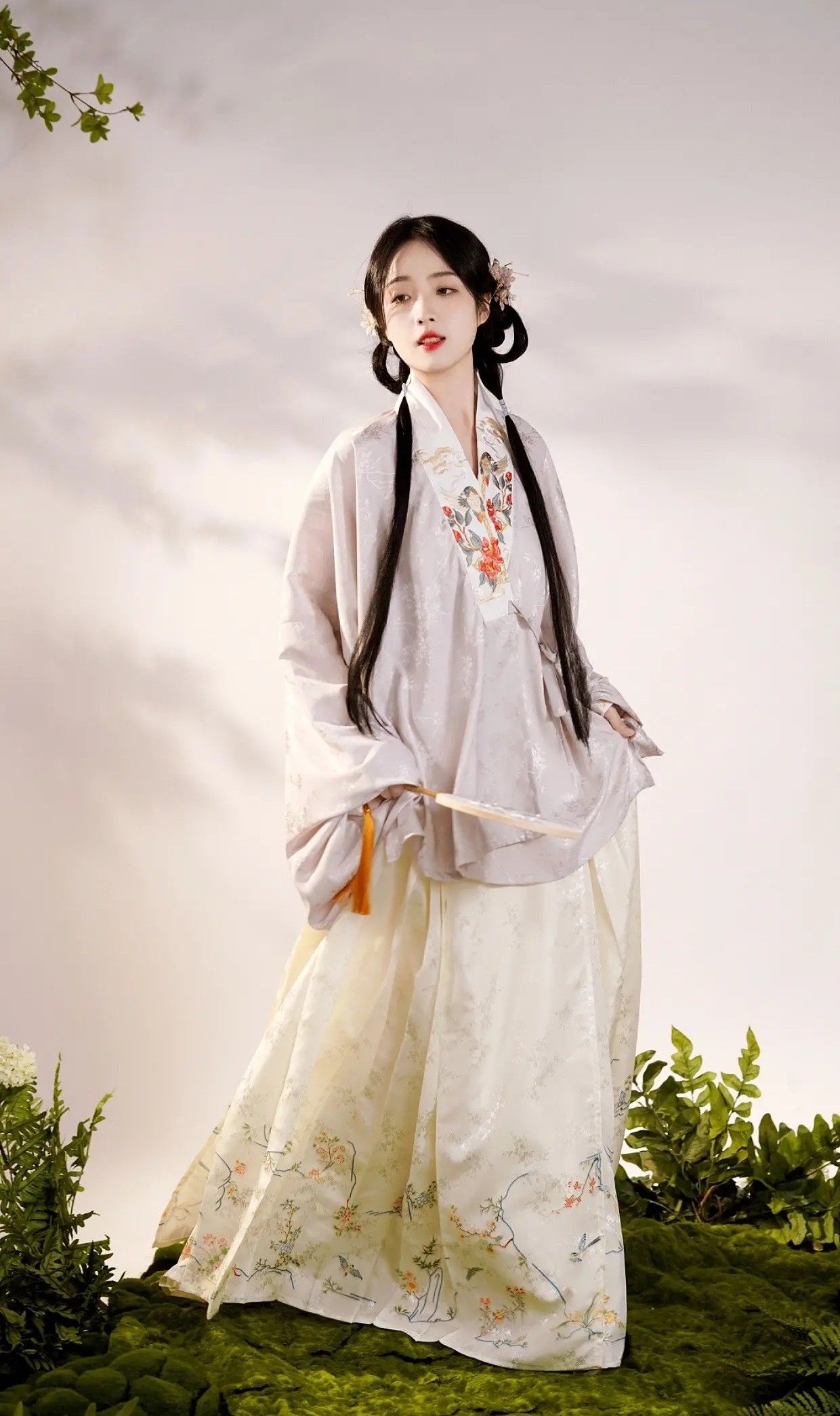 Maternity Cheongsam:Embracing Tradition in Pregnant Beauty Maternity Cheongsam:Embracing Tradition in Pregnant Beauty